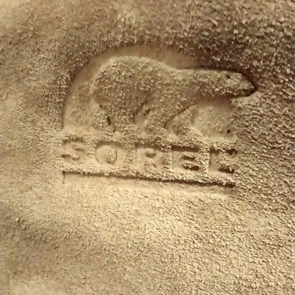 Sorel boots - Picture 3 of 6